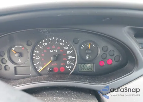 2000 Ford Focus Se z USA, uszkodzony, nr VIN 1FAFP34P6YW230347